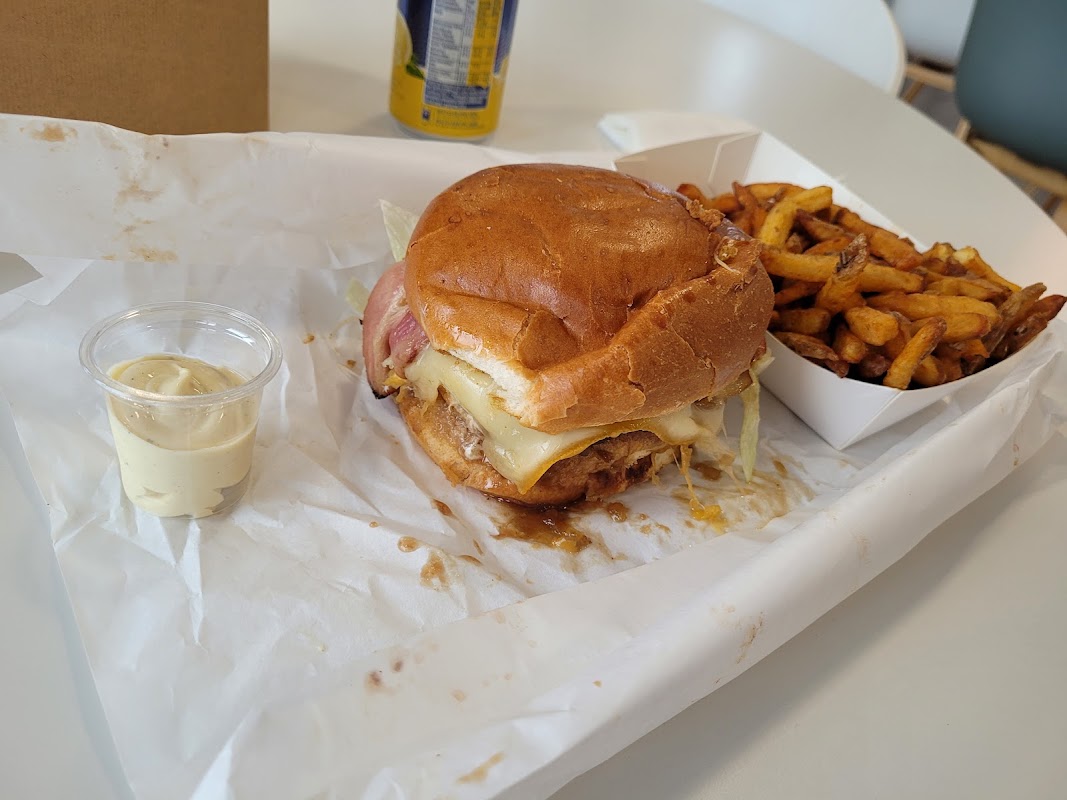Le Comptoir Volant Food Truck — food truck Français à 