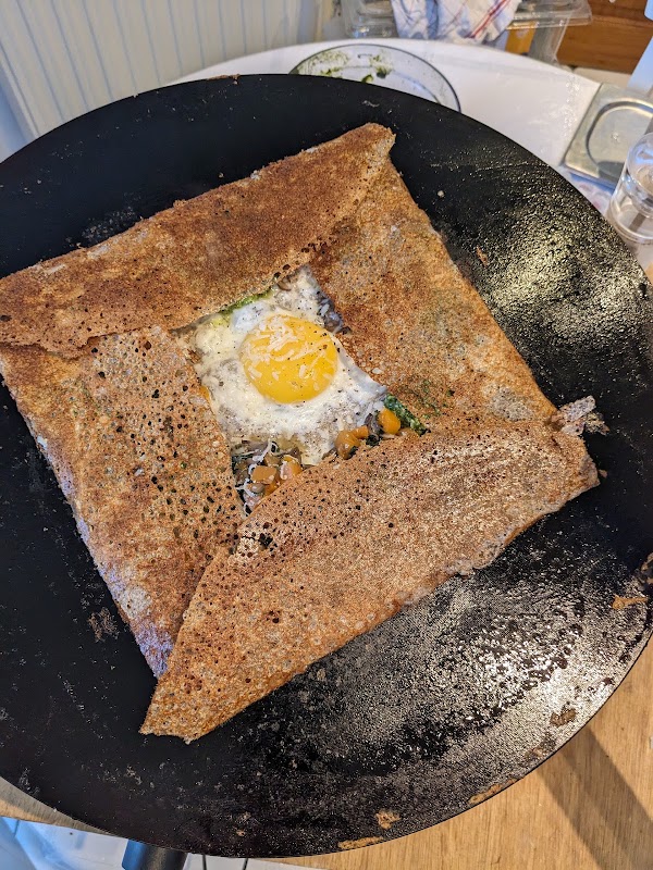 CARACTERE BRETON (crêperie ambulante)