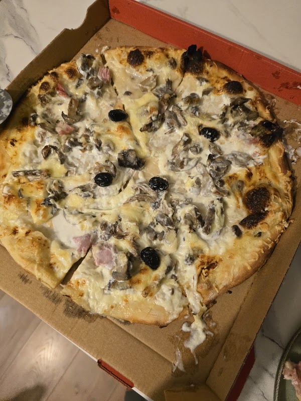 Chez Nadine camion des Salines — food truck Pizza à Ajaccio